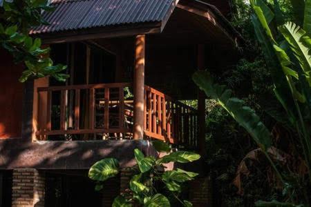 ホテル Fish House チャン島 エクステリア 写真